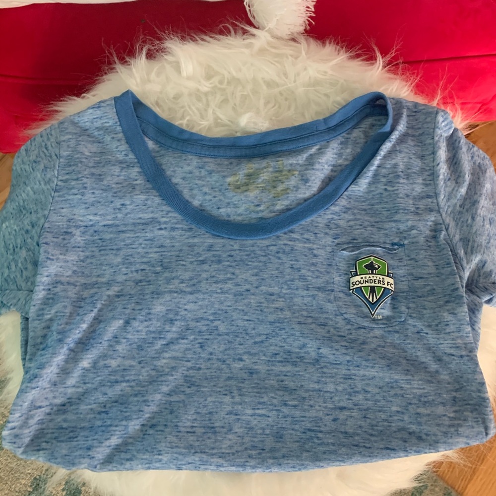 Seattle Sounders Shirt. Women’s size M